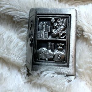 AJC Safe Brooch Pewter Color